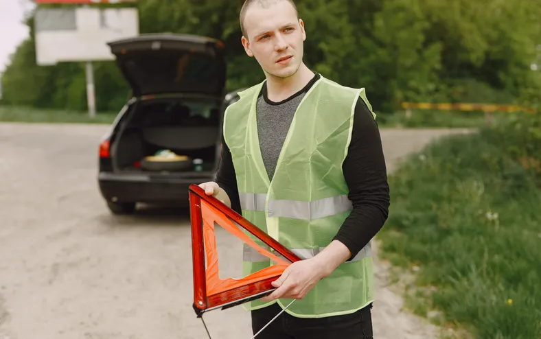 Novo item de segurança vai se tornar obrigatório nas estradas; entenda - Imagem