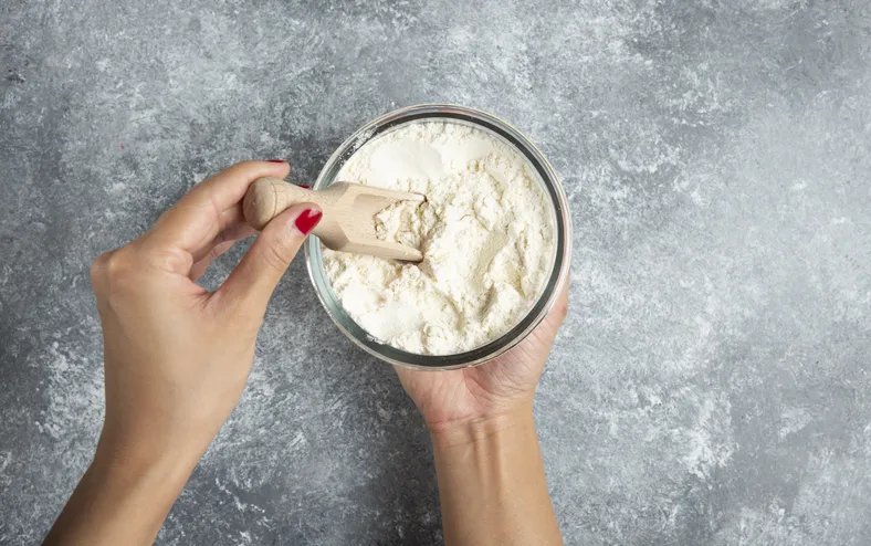 Pare de fazer isso: o hábito que anula os benefícios do seu whey - Imagem