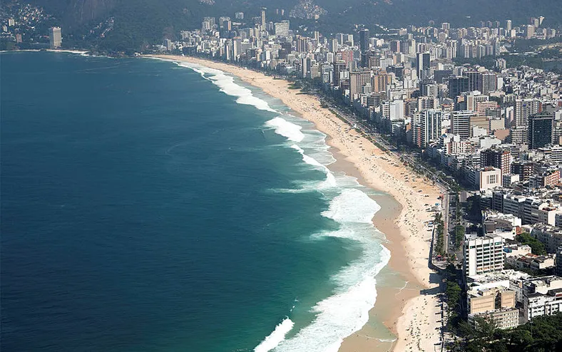 Praia brasileira está entre as melhores do mundo em 2026; saiba qual - Imagem