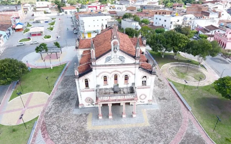 Prefeitura da Bahia é investigada por atraso em obras - Imagem