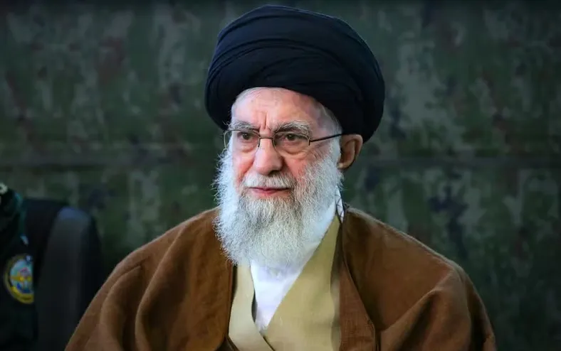Quem foi Ali Khamenei, o aiatolá que comandou o Irã por mais de 30 anos - Imagem