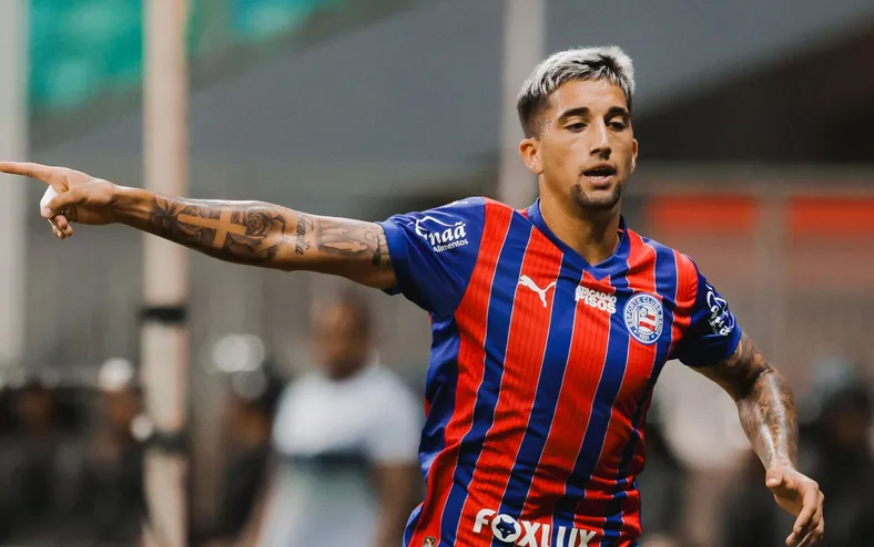 Sob vaias, Bahia vence Juazeirense e avança à final do Baianão - Imagem