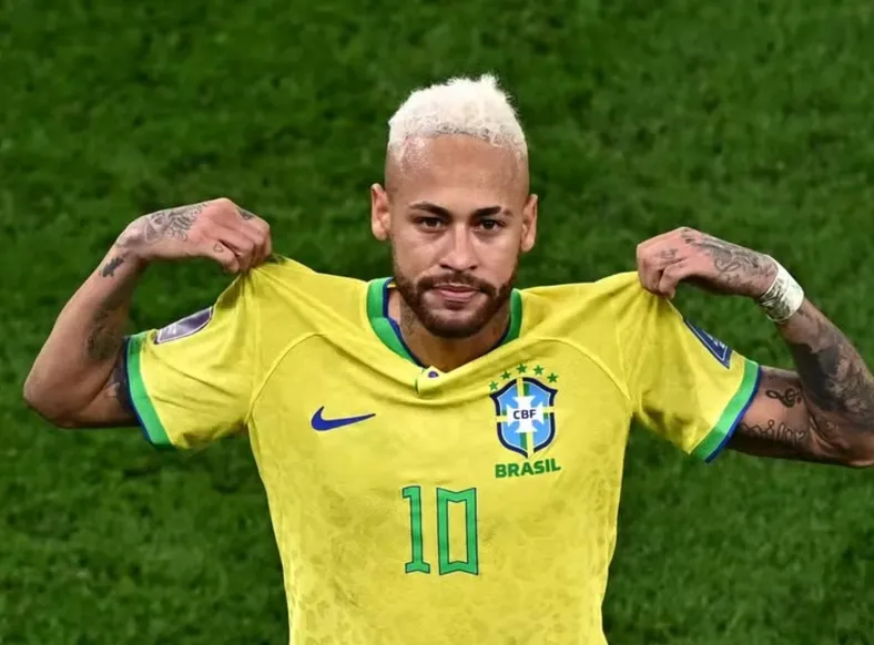 6 a cada 10 brasileiros se identificam como fãs de Neymar, diz estudo - Imagem