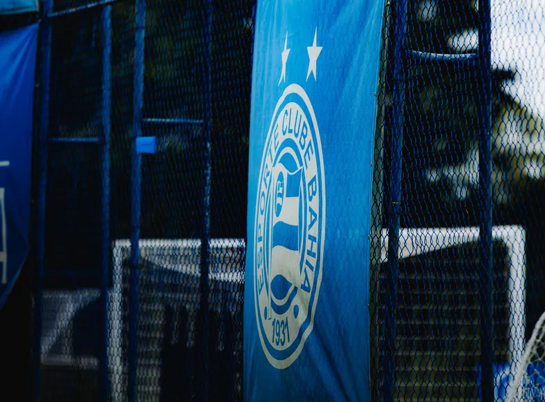 Alvo do Bahia sofre grave lesão e deve ficar meses fora dos gramados - Imagem