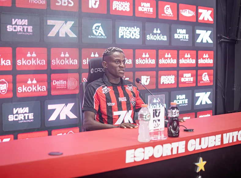 Anderson Pato revela ofertas de outros clubes e "resenha" com Marinho - Imagem