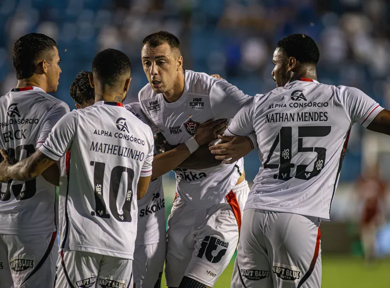 Atacante do Vitória encerra jejum de quase um ano sem marcar gols - Imagem