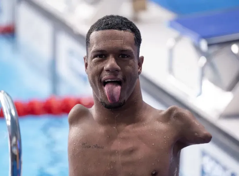 Brasileiro faz história e vence o Prêmio Laureus, o "Oscar do Esporte" - Imagem