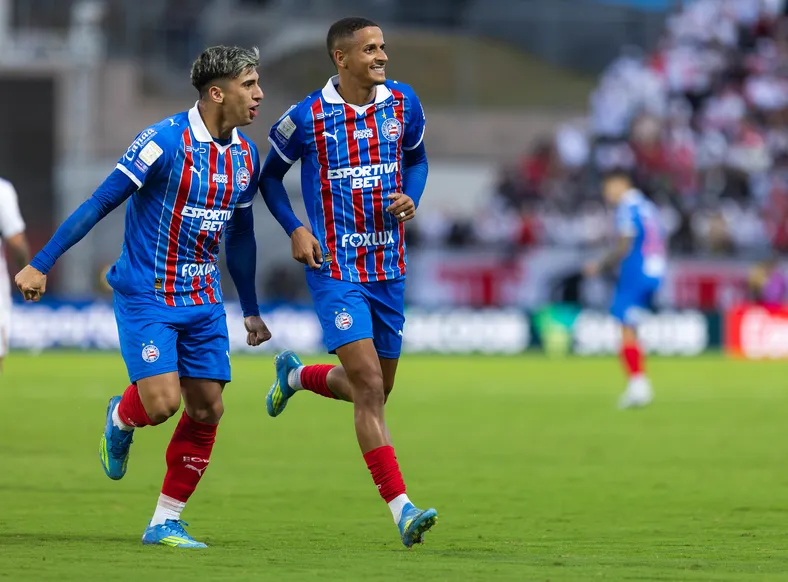 Com 44 jogos a menos, Luciano Juba iguala o número de gols de 2025 - Imagem