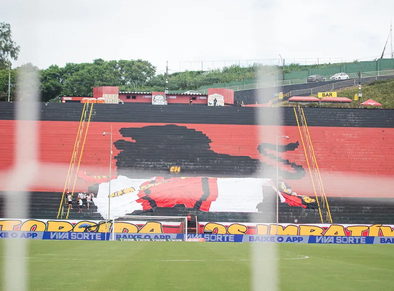 Com ressalvas e déficit milionário, Conselho do Vitória aprova contas - Imagem