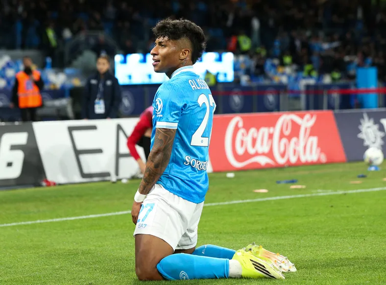 Cria do Vitória, Alisson Santos volta a brilhar no futebol europeu - Imagem