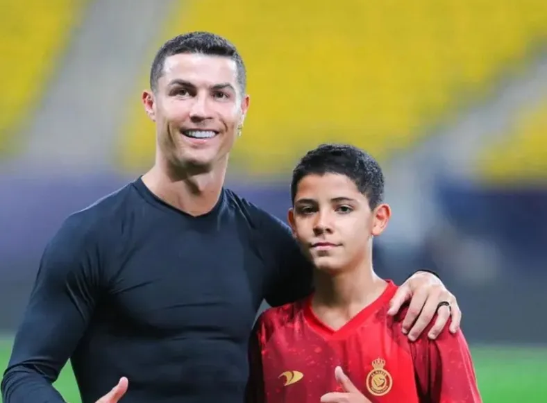 Cristiano Ronaldo pode jogar ao lado do seu filho na próxima temporada - Imagem