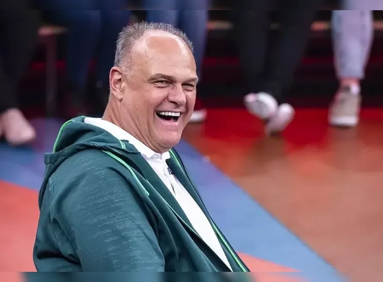 Especialista explica a causa da morte de Oscar Schmidt; entenda - Imagem