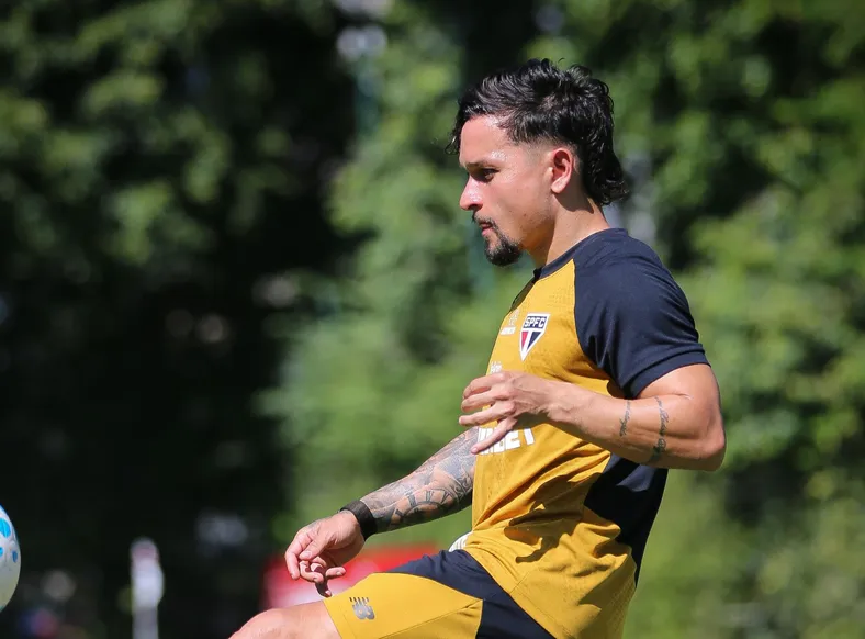 Ex-Bahia, Artur relembra parceria com Roger Machado: "Preciso de você" - Imagem