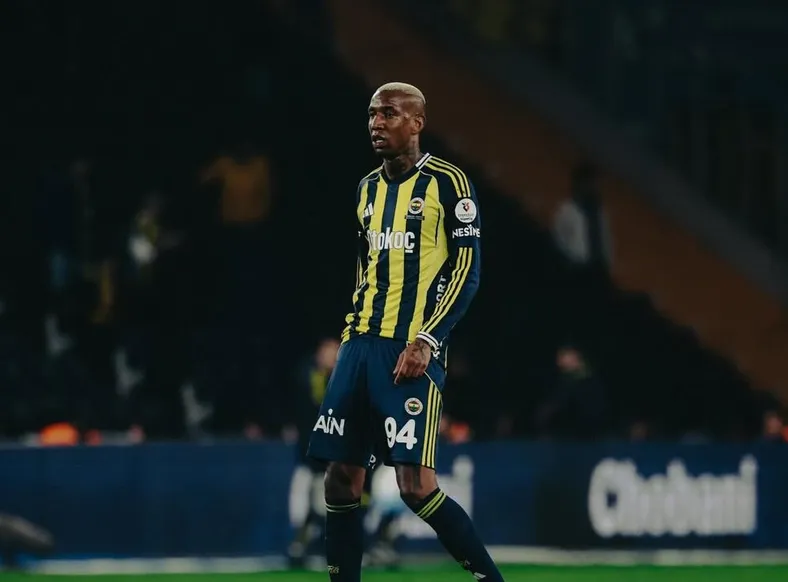 Ex-Bahia se aproxima de recorde de gols em ano histórico na Europa - Imagem