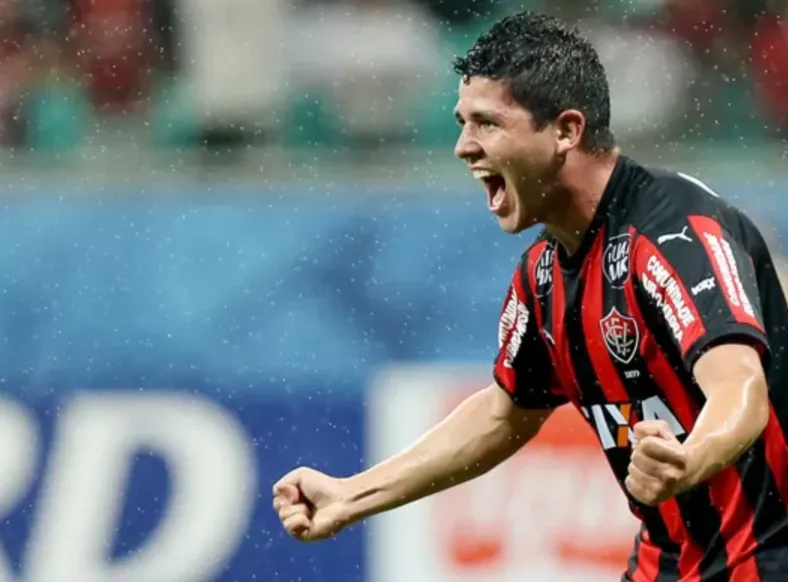 Ex-capitão e campeão pelo Vitória anuncia aposentadoria aos 36 anos - Imagem