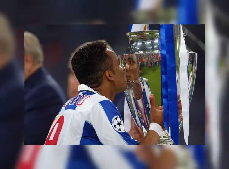 Ex-jogador do Bahia é expulso de condomínio após decisão da Justiça - Imagem