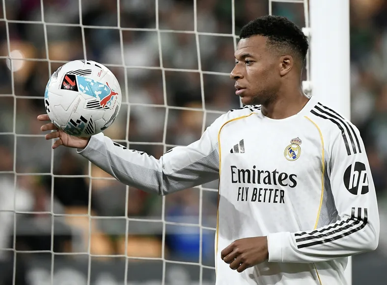 Mbappé se lesiona, desfalca Real Madrid e preocupa para a Copa do Mundo - Imagem