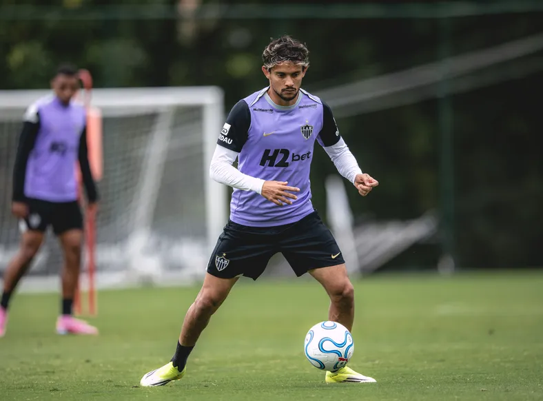 Negociação: o que se sabe sobre Gustavo Scarpa e o Esporte Clube Bahia - Imagem