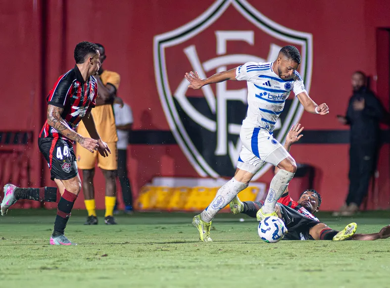 Próximo adversário do Vitória, Cruzeiro ainda não venceu no Brasileirão - Imagem