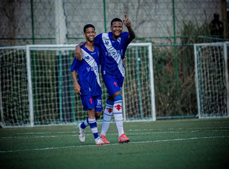 Sonha em ser jogador? Galícia seleciona garotos nesta sexta e sábado - Imagem