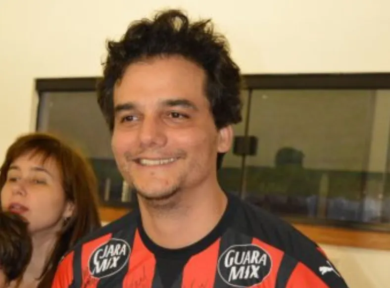 Vitória fará homenagem a Wagner Moura no Barradão contra o Galo - Imagem