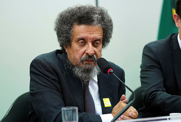 Jerônimo e mais 15: veja as apostas do PT para governador em 2026