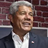 Jerônimo tem candidatura registrada e mostra carta de compromisso - Imagem
