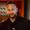 Em recuperação para a Copa, Neymar anuncia linha de cadeiras gamers