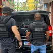 Esposa de líder de facção é presa por sequestro e extorsão em Salvador