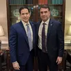 Flávio fala de facções em encontro com vice e secretário de Trump