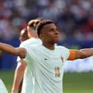 Mbappé brilha, França elimina Marrocos e avança na Copa do Mundo 2026