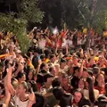 Adolescente morre durante as comemorações de título da Copa na Espanha imagem