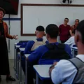 Alunos apoiam conteúdo obrigatório sobre gravidez precoce e sexualidade imagem
