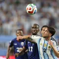 Argentina sofre contra Cabo Verde, mas garante vaga contra o Egito imagem