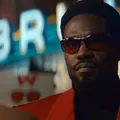 Ator critica Marvel por cancelar produções estreladas por negros imagem