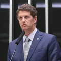 Autor do "passar a boiada", Ricardo Salles declara R$ 9 milhões ao TSE imagem