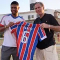 Bahia homenageia Baresi e relembra encontro com lenda italiana imagem
