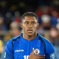 Camisa 10 do Haiti nasceu com mãe em coma e foi batizado por médicos imagem