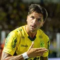 Campeão pelo Bahia deixa time da Libertadores e volta ao Nordeste imagem