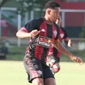 Campeão pelo Vitória na base faz sucesso na Ásia; conheça história imagem