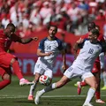 Canadá empata com a Bósnia e marca ponto inédito em Copas do Mundo imagem
