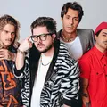 Cantor da banda Restart expõe crise financeira: “Escolhas erradas” imagem