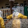 Casos suspeitos de ebola no Brasil recebem diagnóstico de meningite e malária imagem