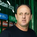 Ceni detona defesa do Bahia após empate com a Chape: “Um pesadelo” imagem