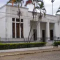 Cidade baiana oferece 102 vagas com salários de até R$ 5 mil imagem
