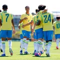 Com assistência de joia do Bahia, Brasil vence a Venezuela de virada imagem