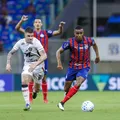 Com estilos opostos, Bahia e Vitória marcam gols de forma semelhante no Brasileirão imagem