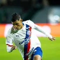 Com João Paulo no gol, Bahia sofre apagão e leva virada do Coritiba imagem
