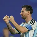 Com Messi e brasileiro na lista, veja hat-tricks em estreias de Copas imagem