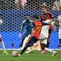 Com show de Yamal e Oyarzabal, Espanha atropela a Arábia Saudita imagem